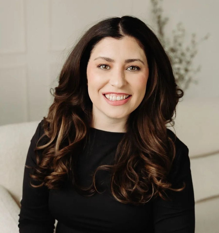 Amanda R. Riley, RP